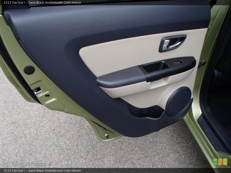 Sand/Black Houndstooth Cloth Interior Door Panel for the 2013 Kia Soul ! #82067186