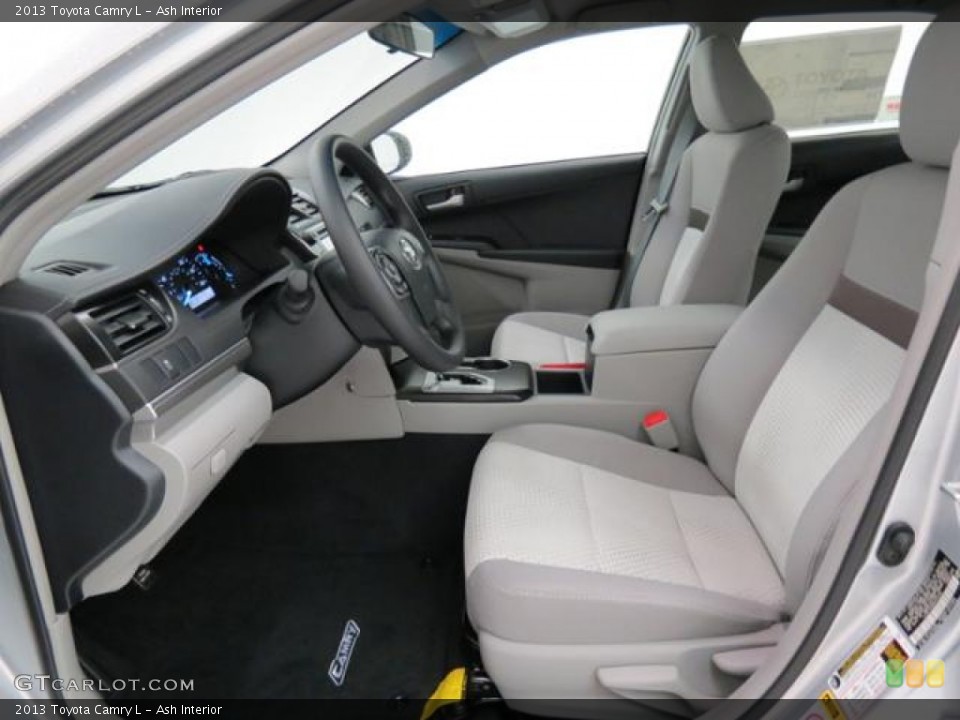 Ash Interior Photo for the 2013 Toyota Camry L #82072631