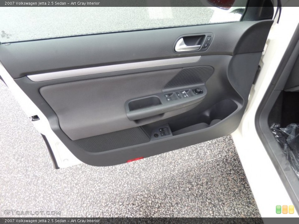 Art Gray Interior Door Panel for the 2007 Volkswagen Jetta 2.5 Sedan #82073105