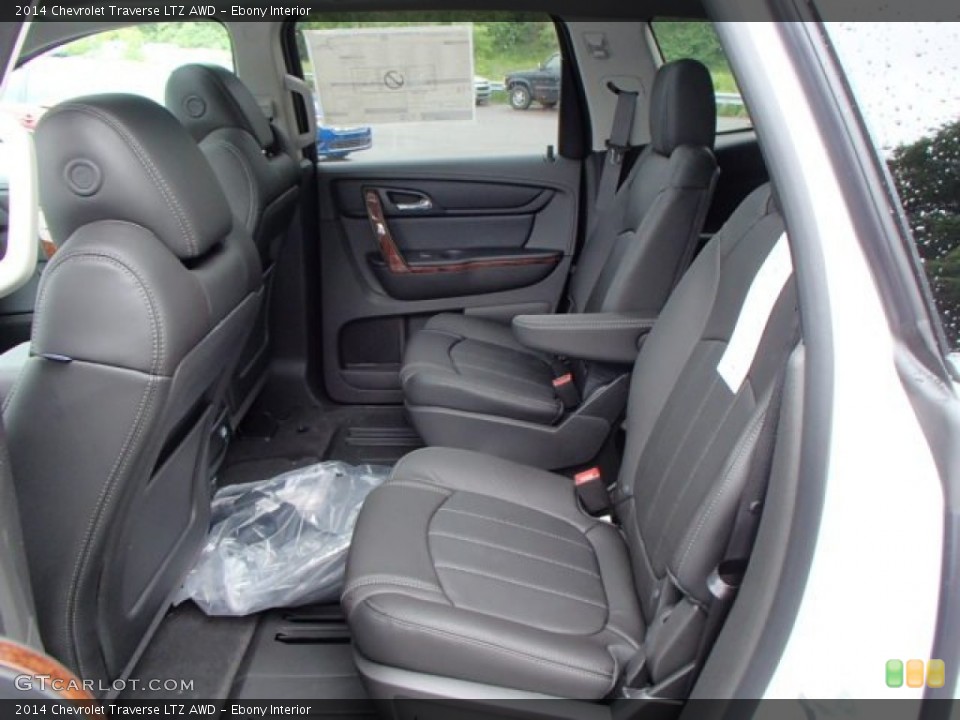 Ebony Interior Rear Seat for the 2014 Chevrolet Traverse LTZ AWD #82075440