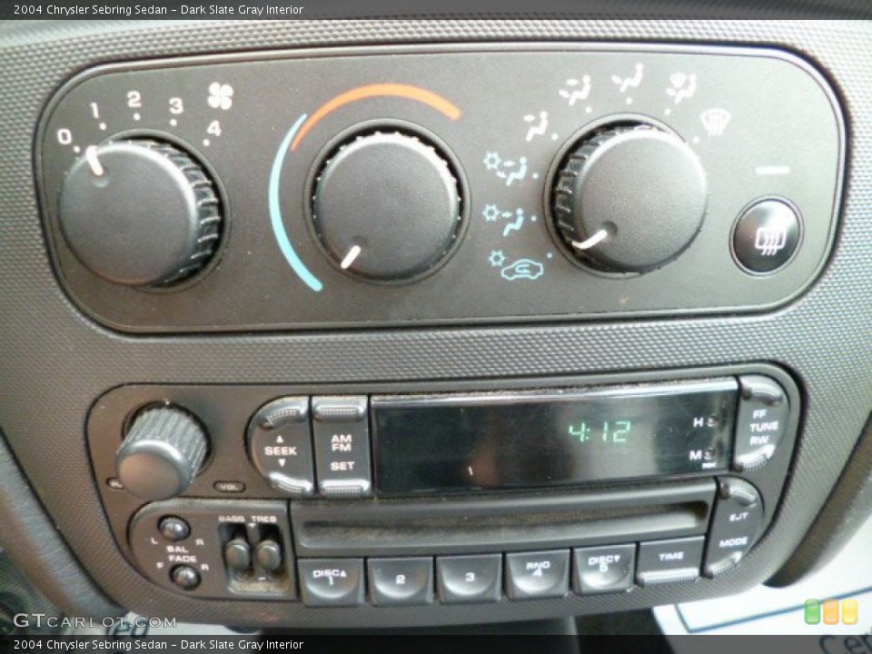 Dark Slate Gray Interior Controls for the 2004 Chrysler Sebring Sedan #82089551