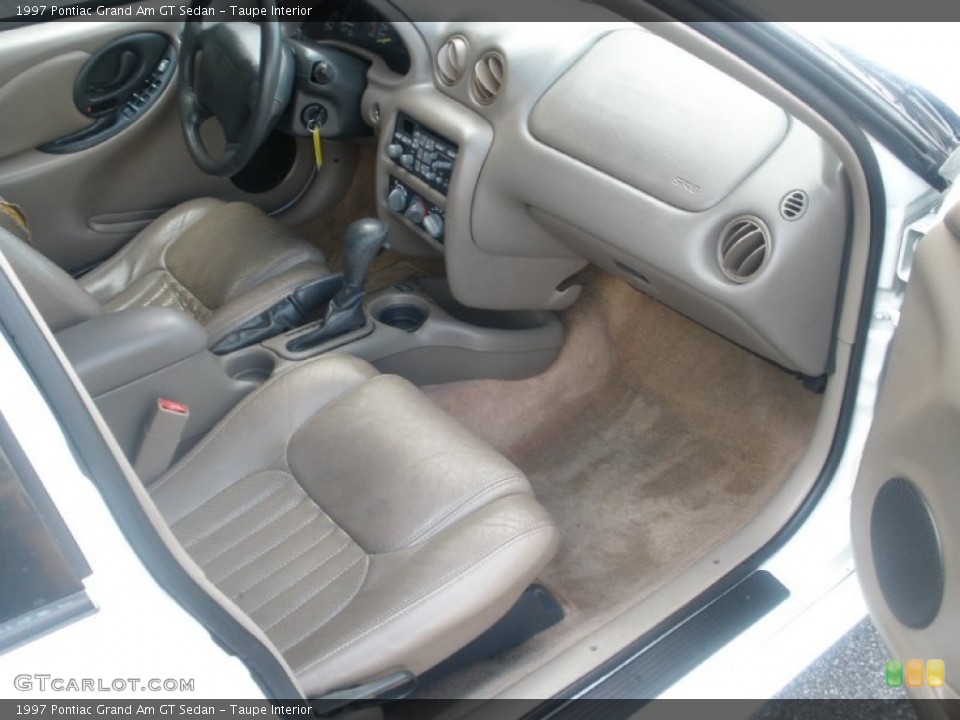 Taupe Interior Photo for the 1997 Pontiac Grand Am GT Sedan #82113718