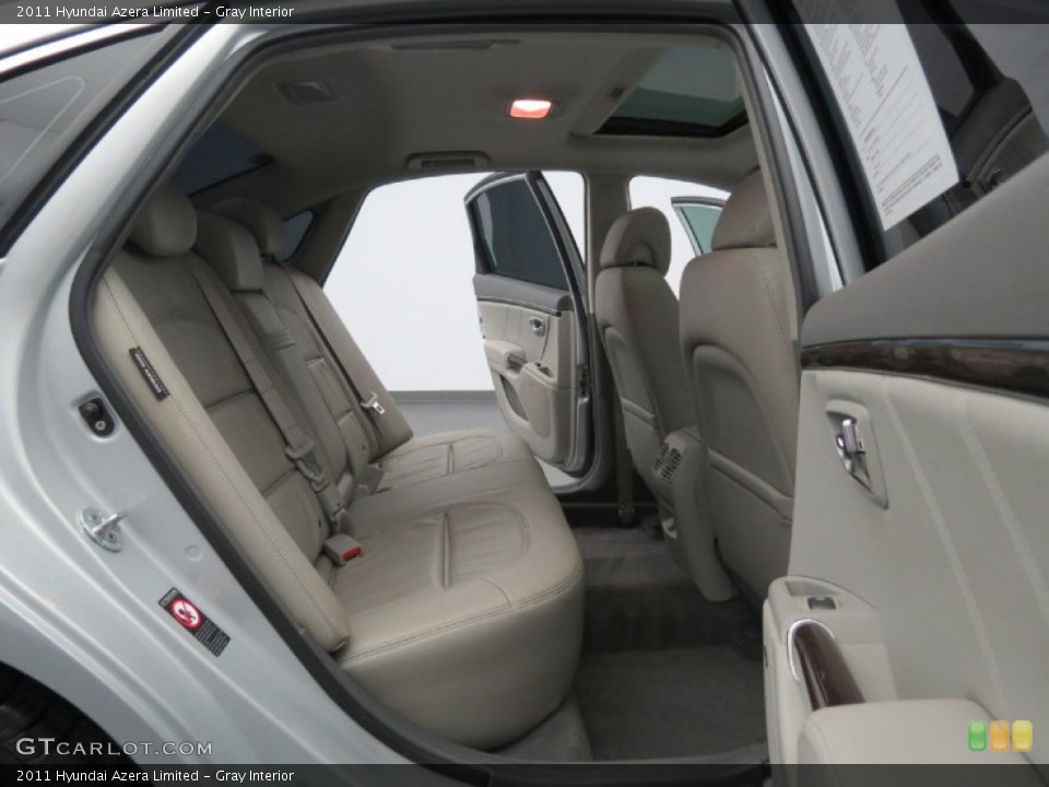Gray Interior Rear Seat for the 2011 Hyundai Azera Limited #82118422
