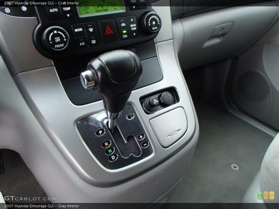 Gray Interior Transmission for the 2007 Hyundai Entourage GLS #82125565