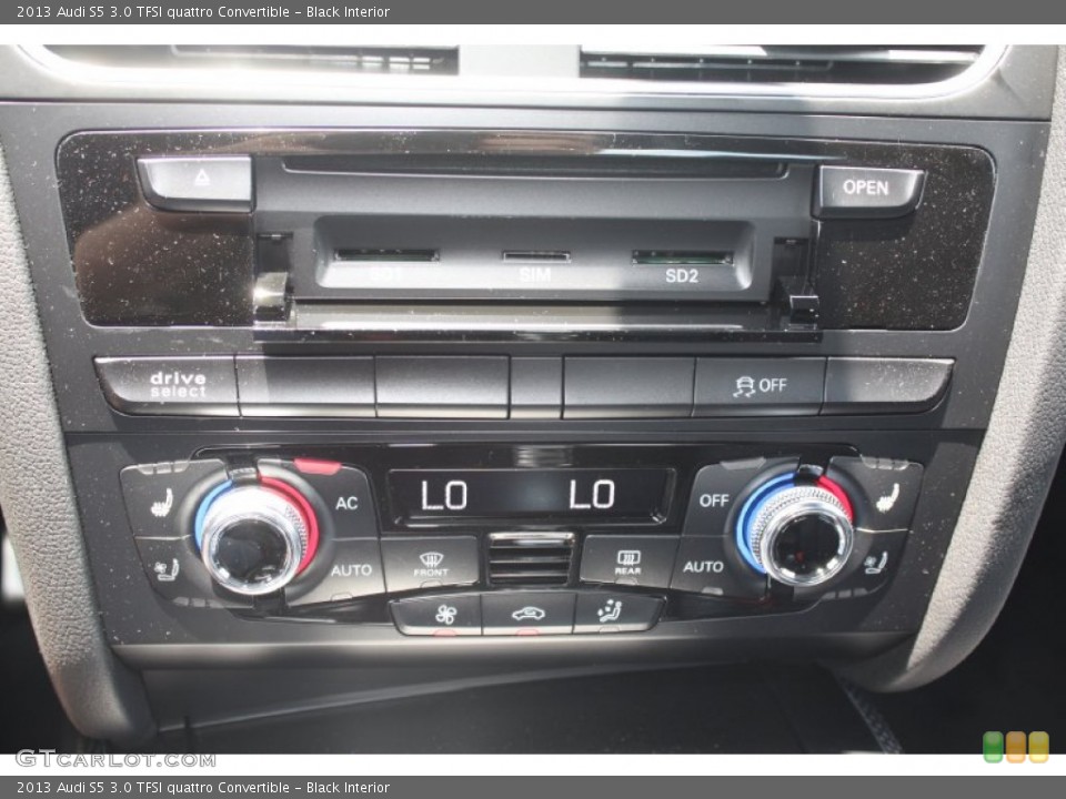 Black Interior Controls for the 2013 Audi S5 3.0 TFSI quattro Convertible #82127452