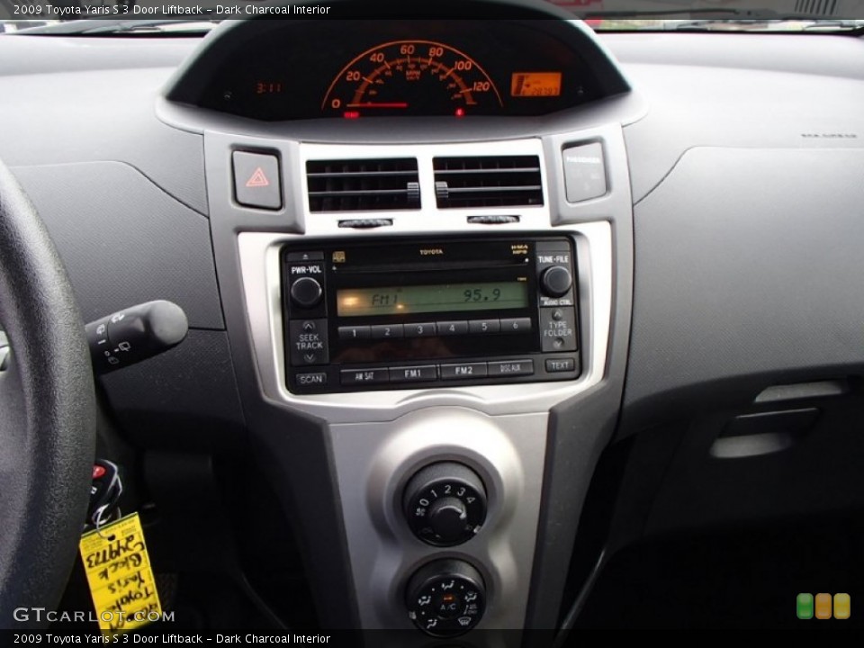 Dark Charcoal Interior Controls for the 2009 Toyota Yaris S 3 Door Liftback #82139727