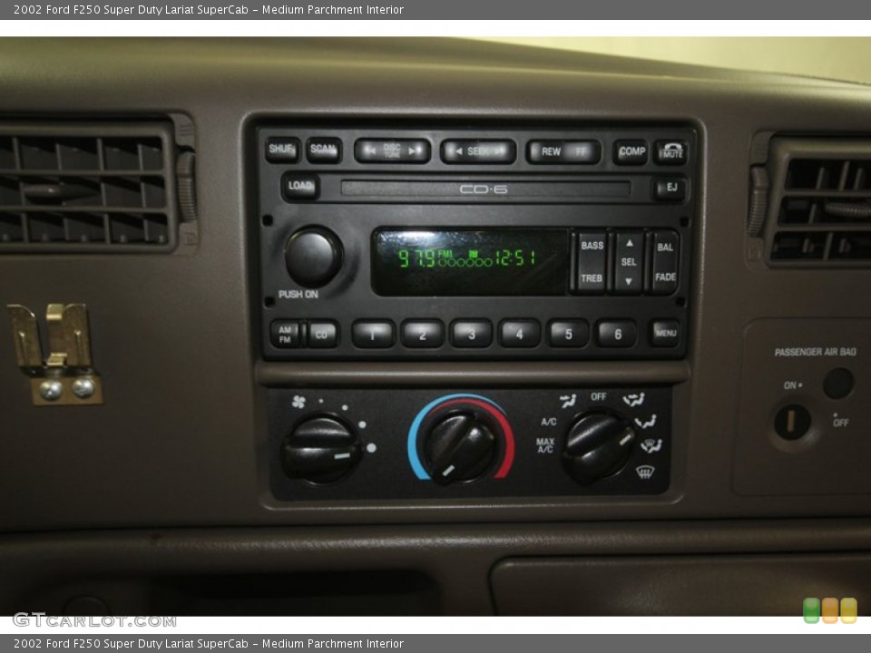 Medium Parchment Interior Controls for the 2002 Ford F250 Super Duty Lariat SuperCab #82145308