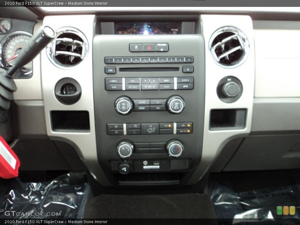 Medium Stone Interior Controls for the 2010 Ford F150 XLT SuperCrew #82145341