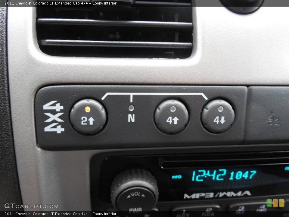 Ebony Interior Controls for the 2011 Chevrolet Colorado LT Extended Cab 4x4 #82148899