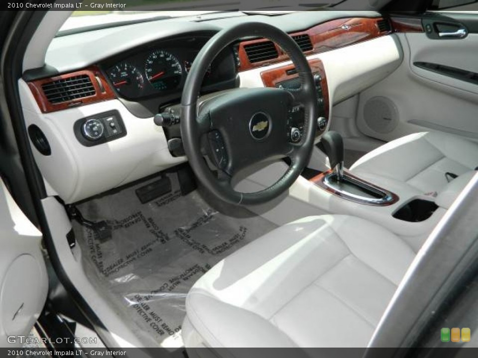Gray Interior Photo for the 2010 Chevrolet Impala LT #82154296