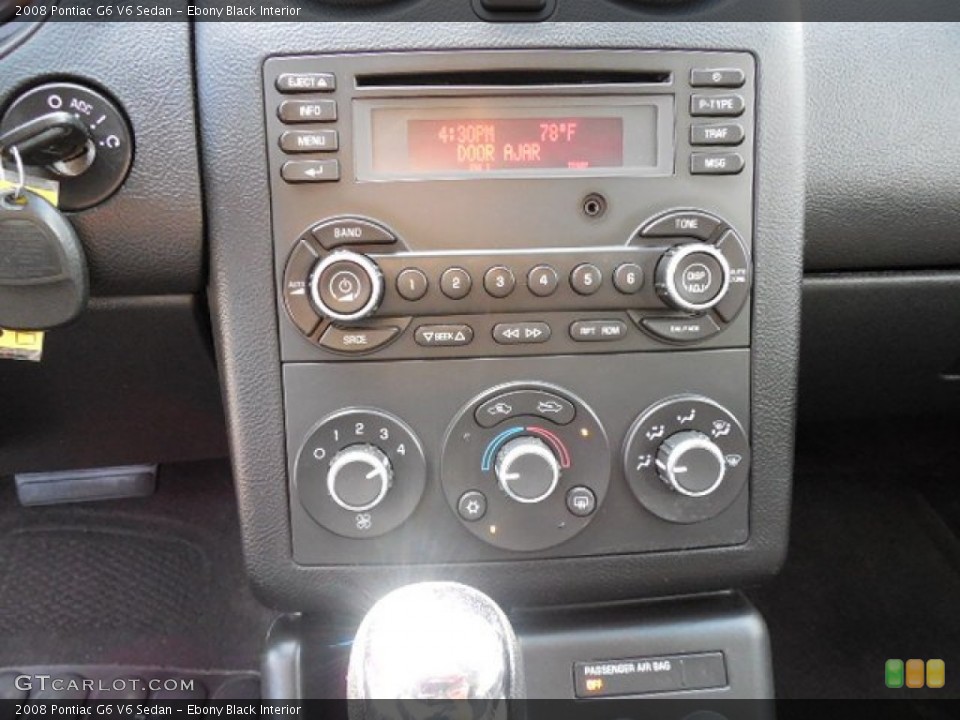 Ebony Black Interior Controls for the 2008 Pontiac G6 V6 Sedan #82157089