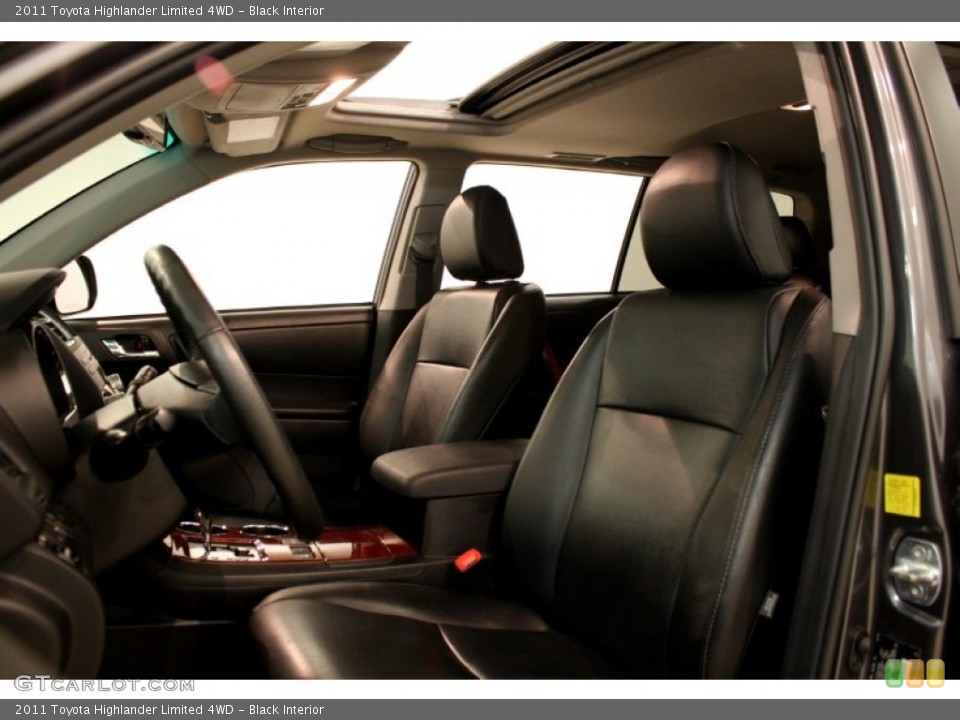 Black Interior Photo for the 2011 Toyota Highlander Limited 4WD #82157119