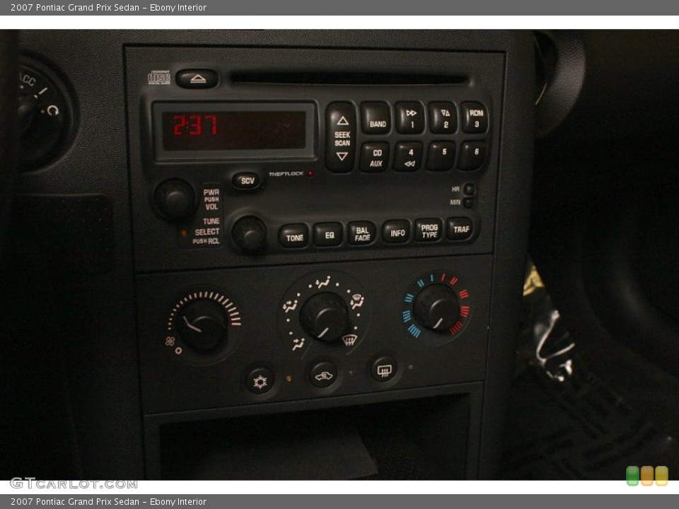 Ebony Interior Controls for the 2007 Pontiac Grand Prix Sedan #82158154
