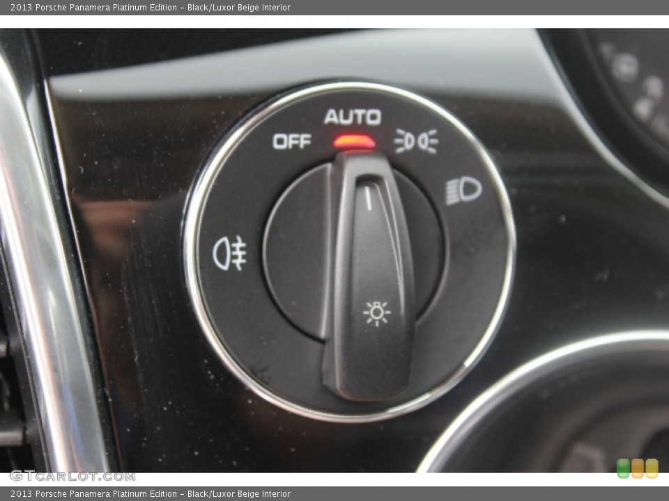 Black/Luxor Beige Interior Controls for the 2013 Porsche Panamera Platinum Edition #82165097