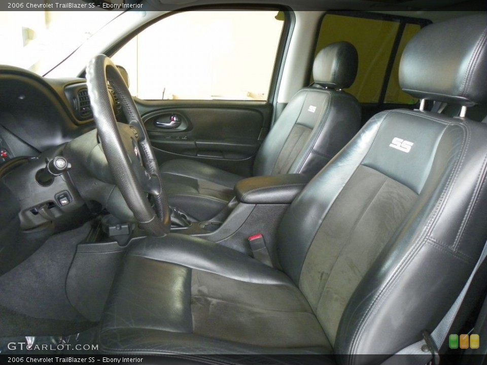 Ebony Interior Front Seat for the 2006 Chevrolet TrailBlazer SS #82166895