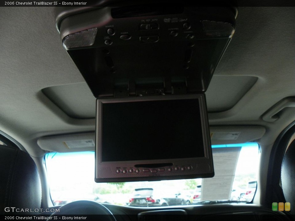Ebony Interior Entertainment System for the 2006 Chevrolet TrailBlazer SS #82166994