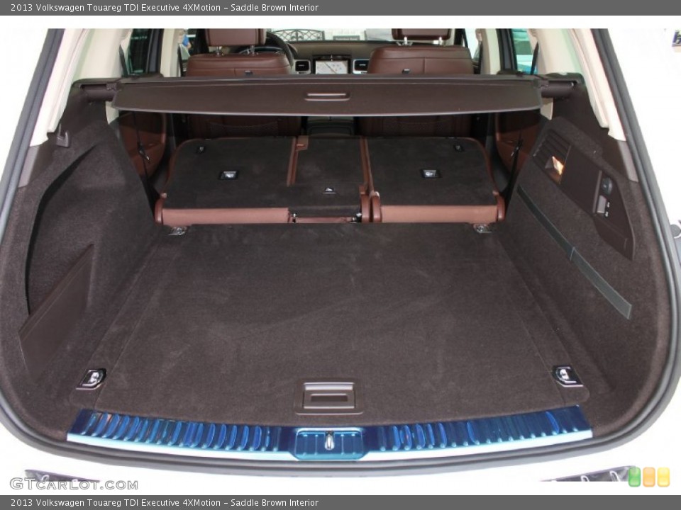 Saddle Brown Interior Trunk for the 2013 Volkswagen Touareg TDI Executive 4XMotion #82219896