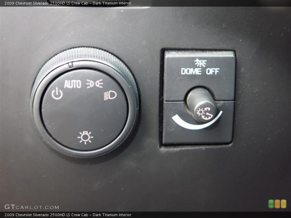 Dark Titanium Interior Controls for the 2009 Chevrolet Silverado 2500HD LS Crew Cab #82220535