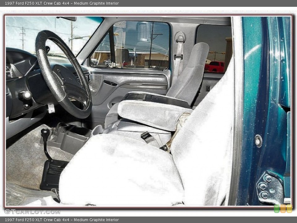 Medium Graphite Interior Photo for the 1997 Ford F250 XLT Crew Cab 4x4 #82236957