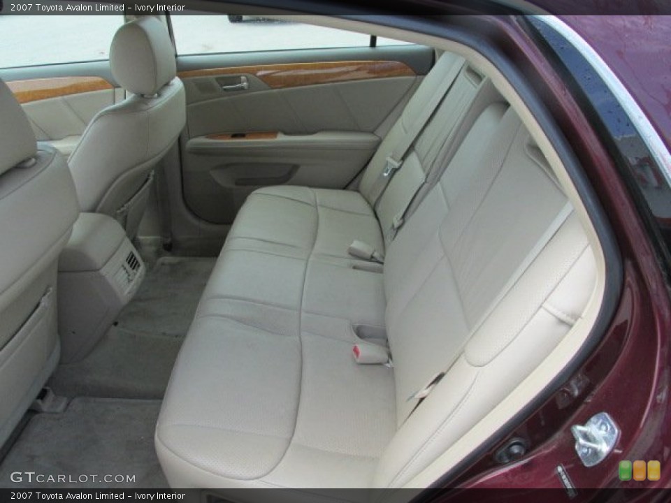Ivory Interior Rear Seat for the 2007 Toyota Avalon Limited #82237107