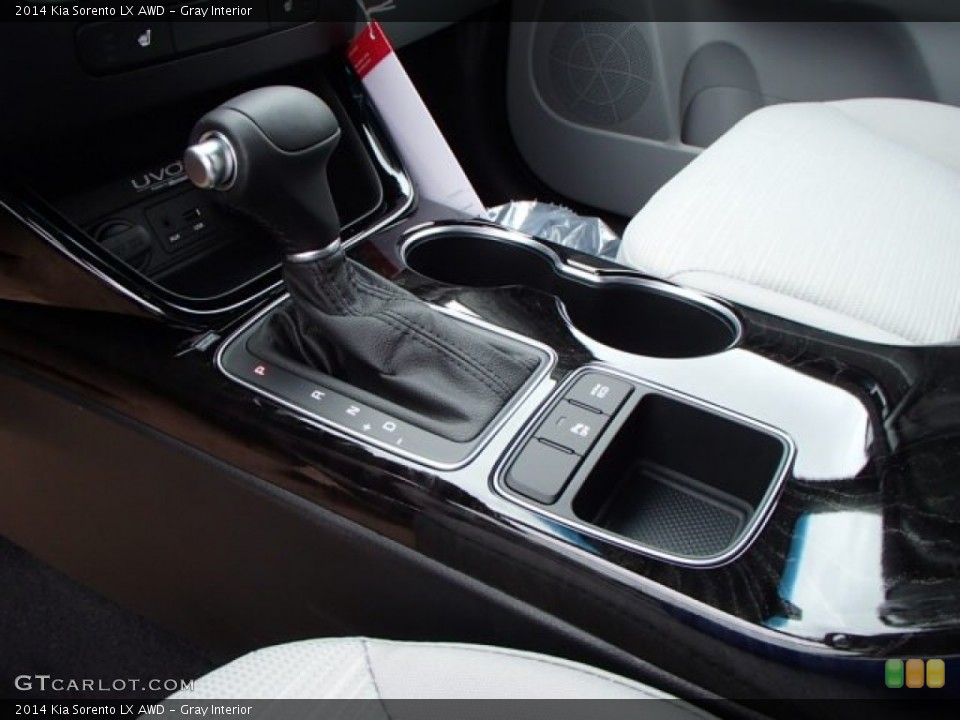 Gray Interior Transmission for the 2014 Kia Sorento LX AWD #82253076