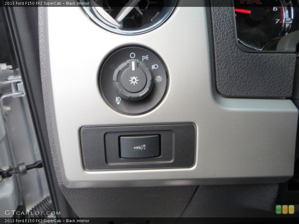 Black Interior Controls for the 2013 Ford F150 FX2 SuperCab #82262700