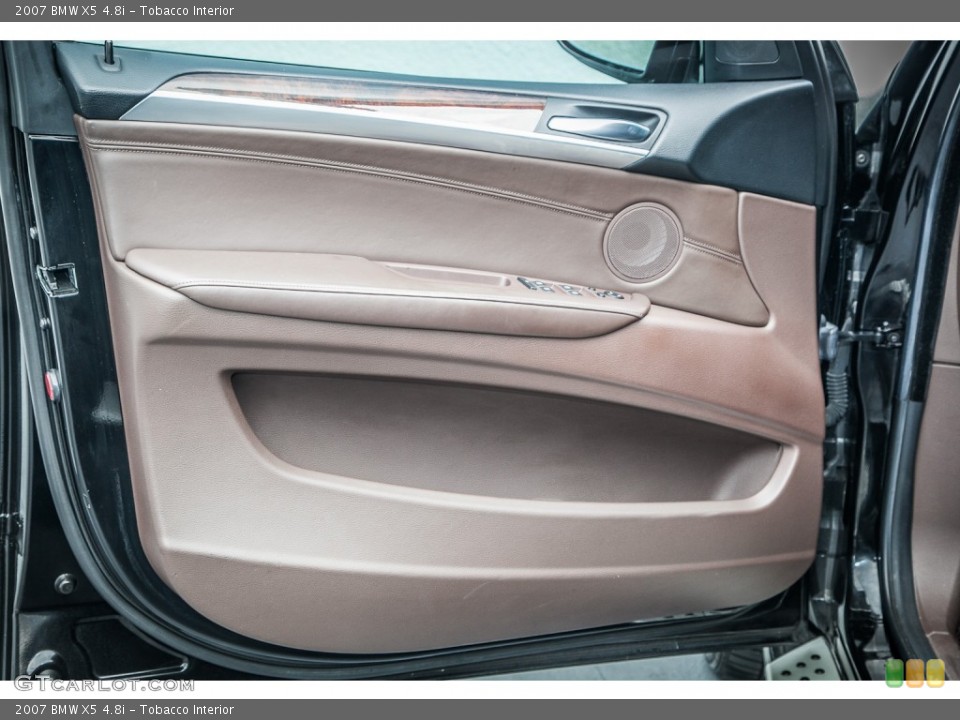 Tobacco Interior Door Panel for the 2007 BMW X5 4.8i #82264712