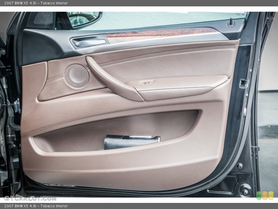 Tobacco Interior Door Panel for the 2007 BMW X5 4.8i #82264830