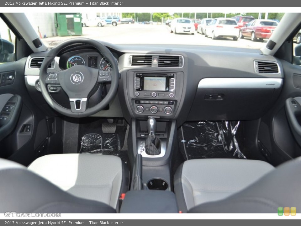 Titan Black Interior Dashboard for the 2013 Volkswagen Jetta Hybrid SEL Premium #82268781
