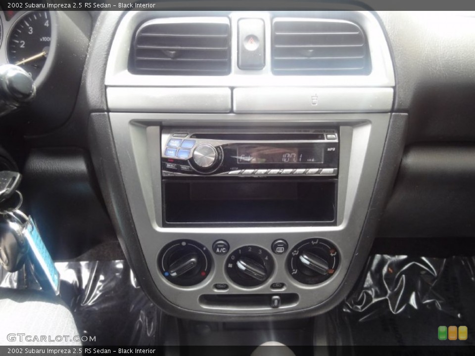 Black Interior Controls for the 2002 Subaru Impreza 2.5 RS Sedan #82293314