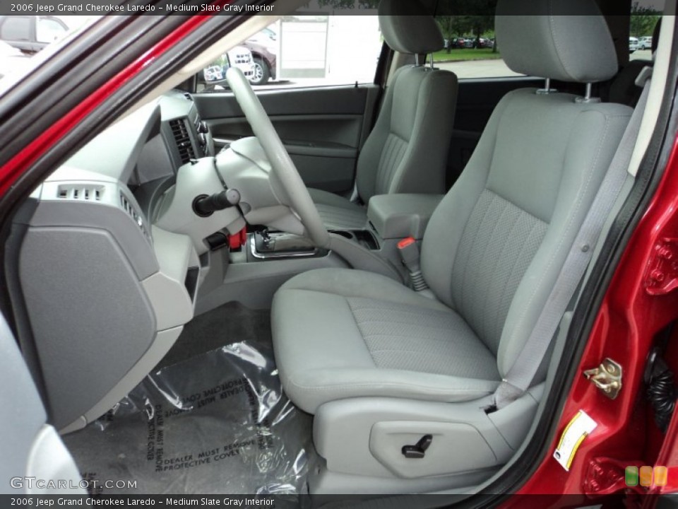 Medium Slate Gray Interior Front Seat for the 2006 Jeep Grand Cherokee Laredo #82308782