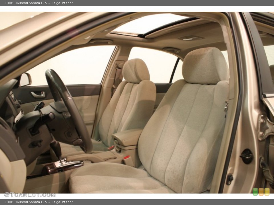 Beige Interior Photo for the 2006 Hyundai Sonata GLS #82310624