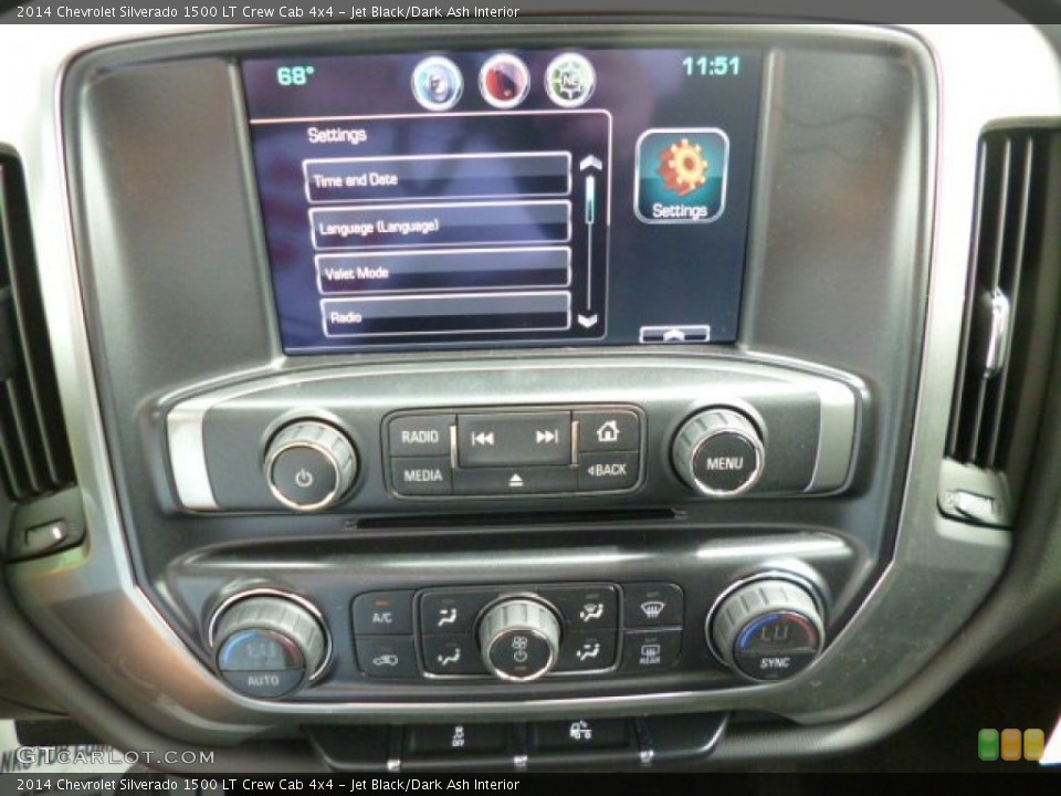 Jet Black/Dark Ash Interior Controls for the 2014 Chevrolet Silverado 1500 LT Crew Cab 4x4 #82318572