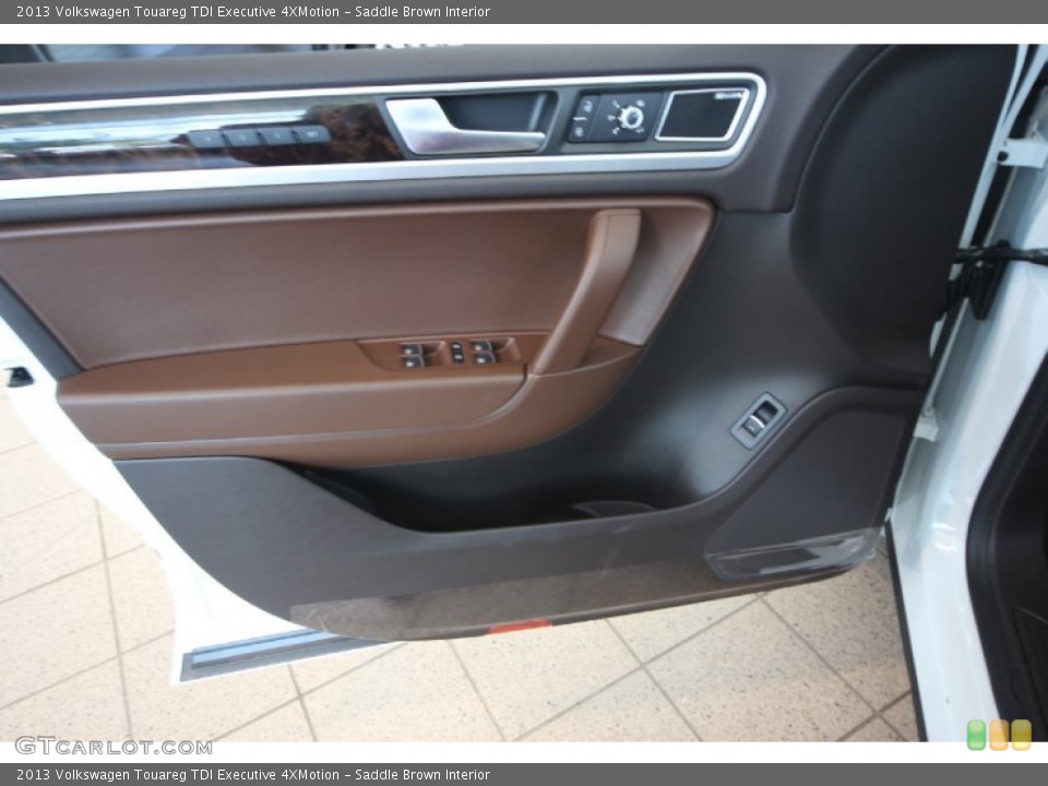 Saddle Brown Interior Door Panel for the 2013 Volkswagen Touareg TDI Executive 4XMotion #82351832