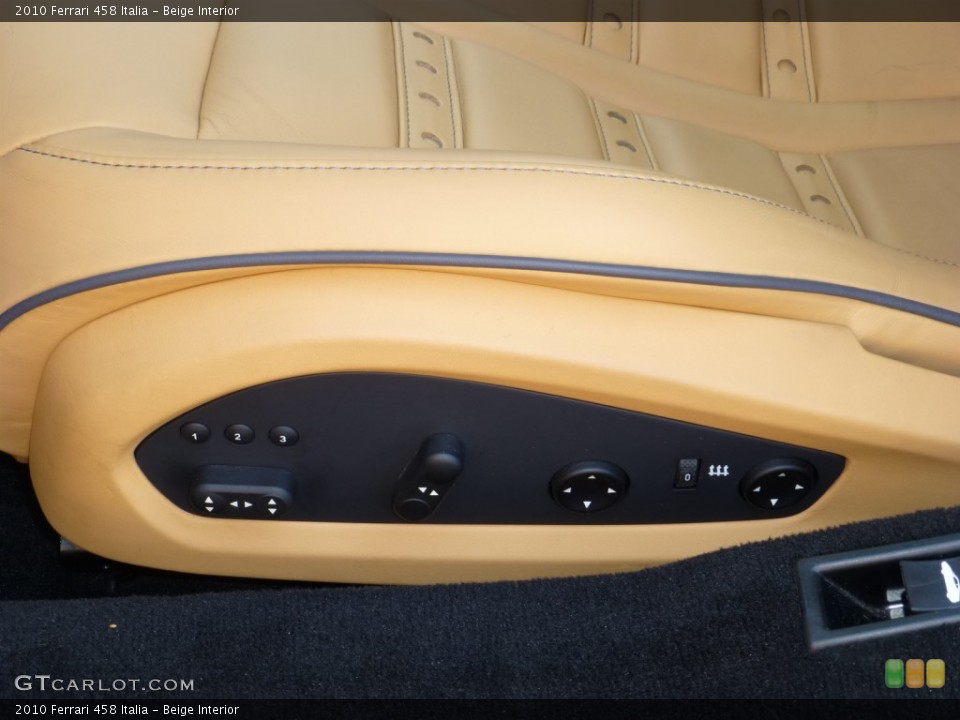 Beige Interior Controls for the 2010 Ferrari 458 Italia #82352296