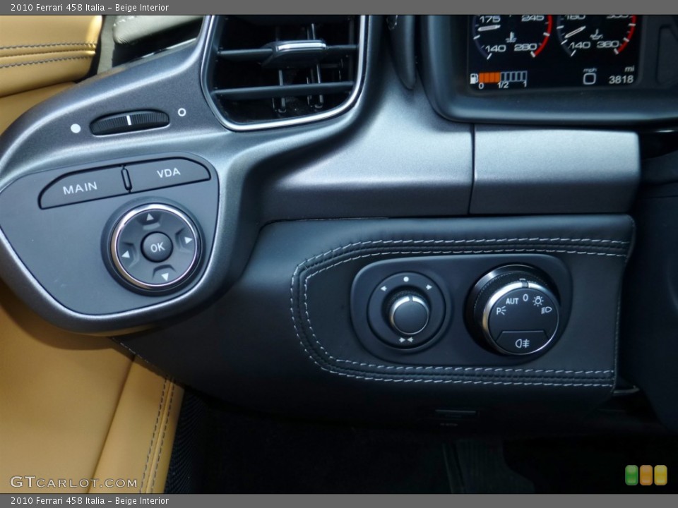 Beige Interior Controls for the 2010 Ferrari 458 Italia #82352360