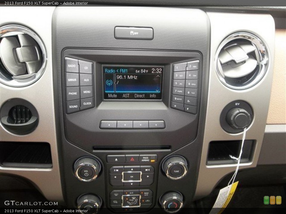 Adobe Interior Controls for the 2013 Ford F150 XLT SuperCab #82358584