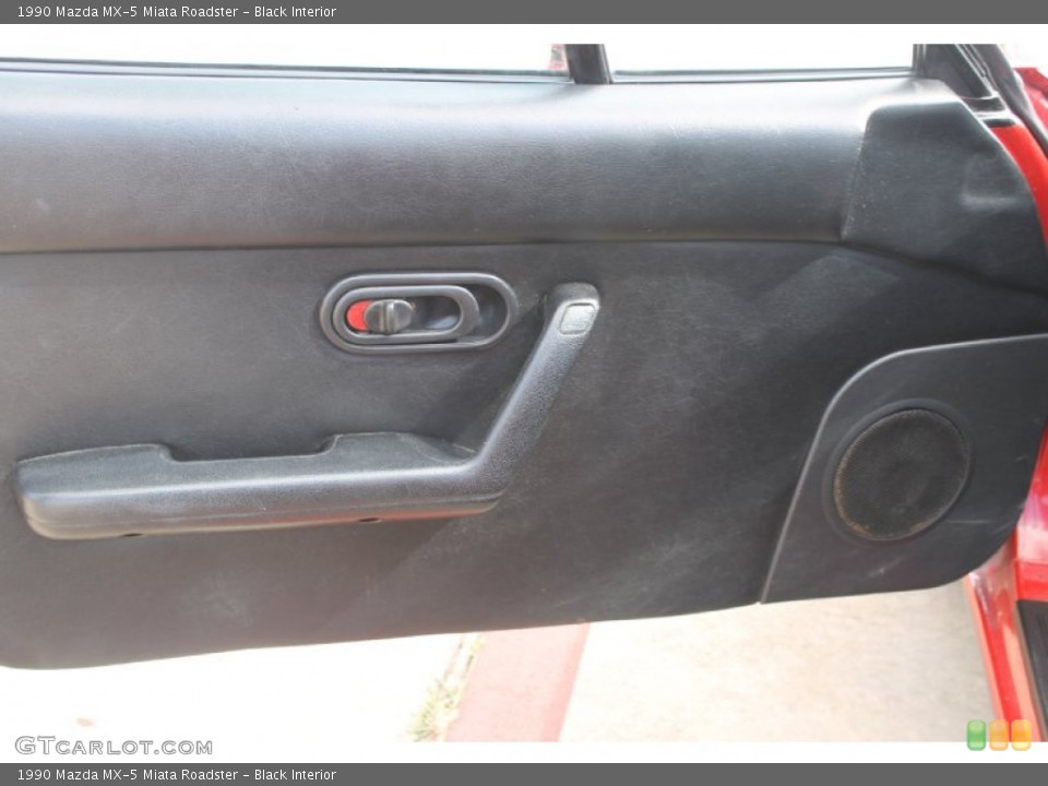 Black Interior Door Panel for the 1990 Mazda MX-5 Miata Roadster #82367215