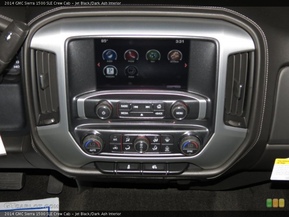 Jet Black/Dark Ash Interior Controls for the 2014 GMC Sierra 1500 SLE Crew Cab #82368055