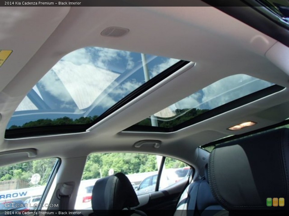 Black Interior Sunroof for the 2014 Kia Cadenza Premium #82370476
