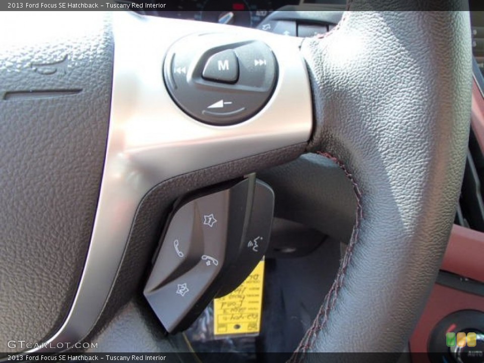 Tuscany Red Interior Controls for the 2013 Ford Focus SE Hatchback #82373188