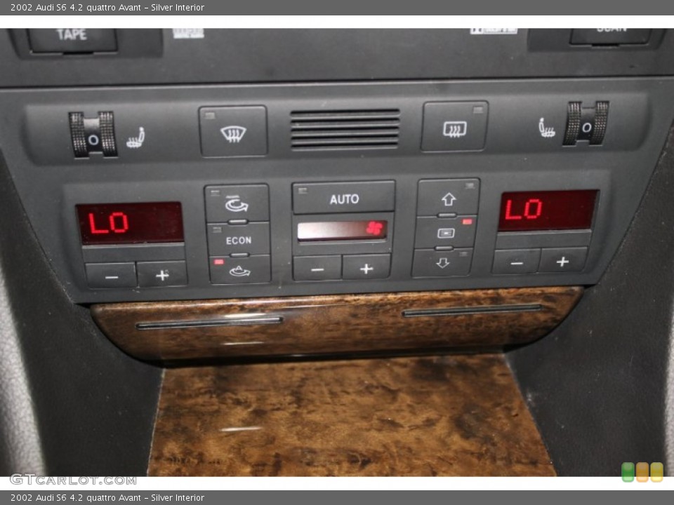 Silver Interior Controls for the 2002 Audi S6 4.2 quattro Avant #82377439