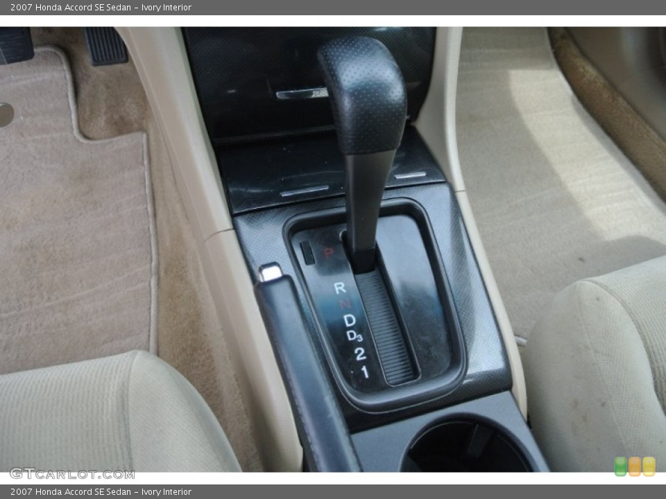 Ivory Interior Transmission for the 2007 Honda Accord SE Sedan #82380106
