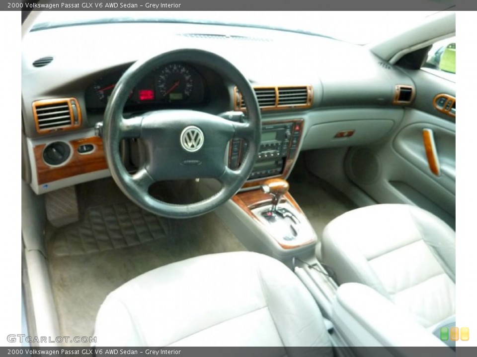 Grey Interior Prime Interior for the 2000 Volkswagen Passat GLX V6 AWD Sedan #82382221
