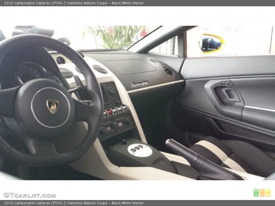 Black/White Interior Dashboard for the 2010 Lamborghini Gallardo LP550-2 Valentino Balboni Coupe #82383376
