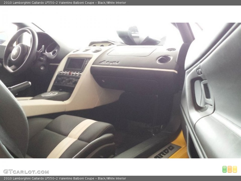Black/White Interior Dashboard for the 2010 Lamborghini Gallardo LP550-2 Valentino Balboni Coupe #82383433