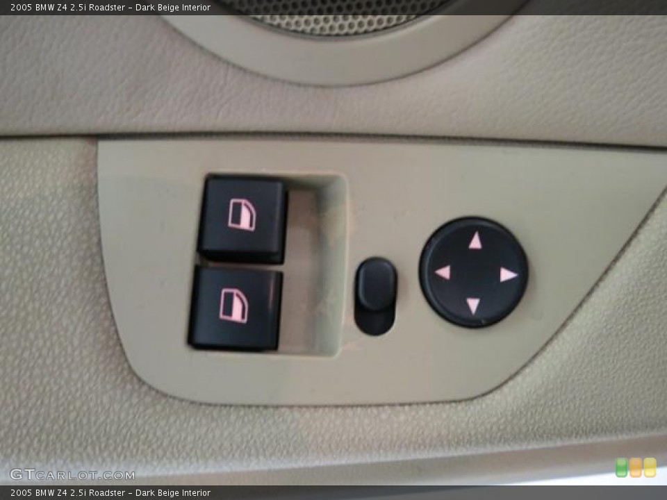 Dark Beige Interior Controls for the 2005 BMW Z4 2.5i Roadster #82384186