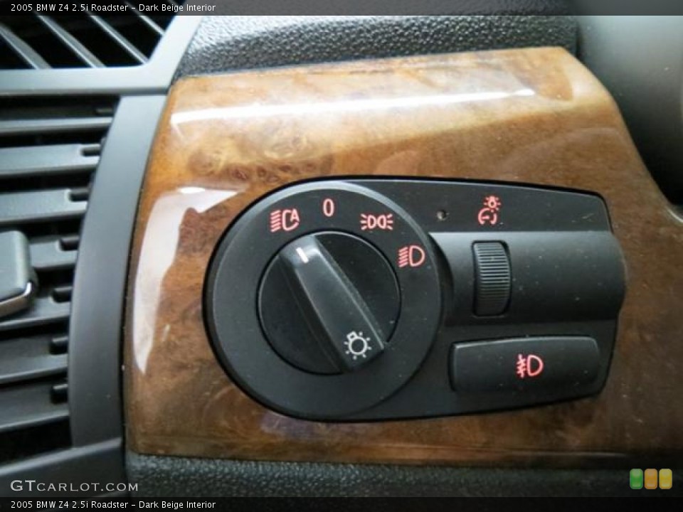 Dark Beige Interior Controls for the 2005 BMW Z4 2.5i Roadster #82384369