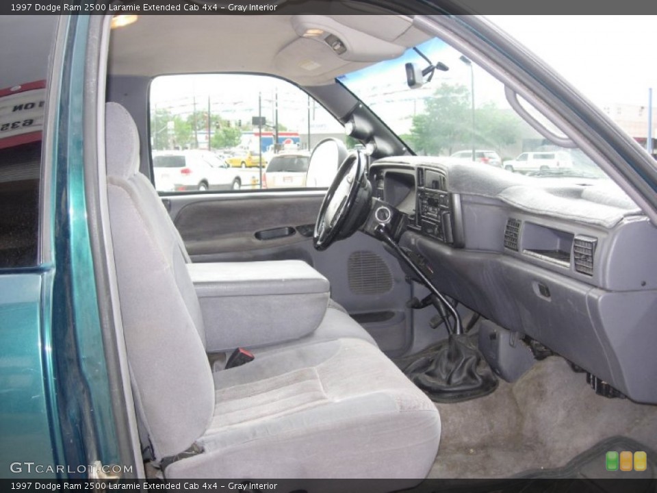 Gray Interior Photo for the 1997 Dodge Ram 2500 Laramie Extended Cab 4x4 #82388401