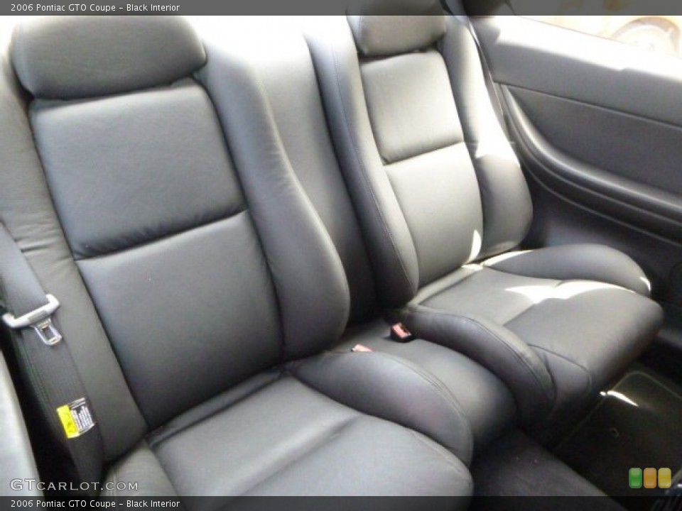 Black Interior Rear Seat for the 2006 Pontiac GTO Coupe #82389241